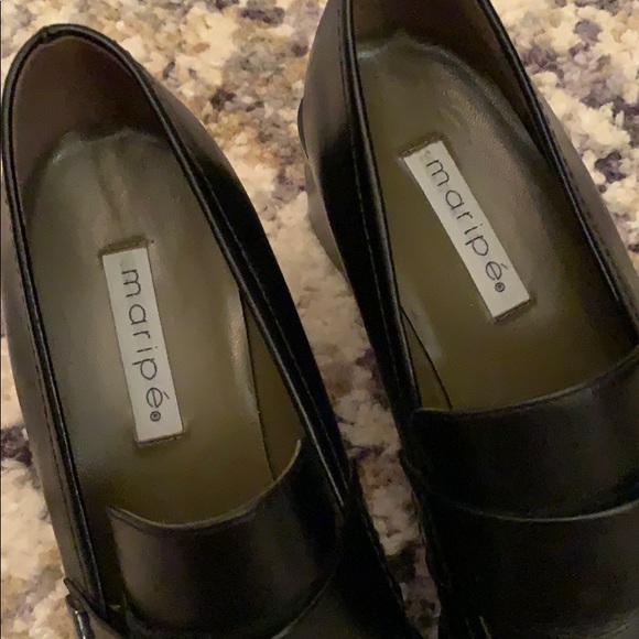 Woman’s Maripe Shoes - Picture 3 of 5